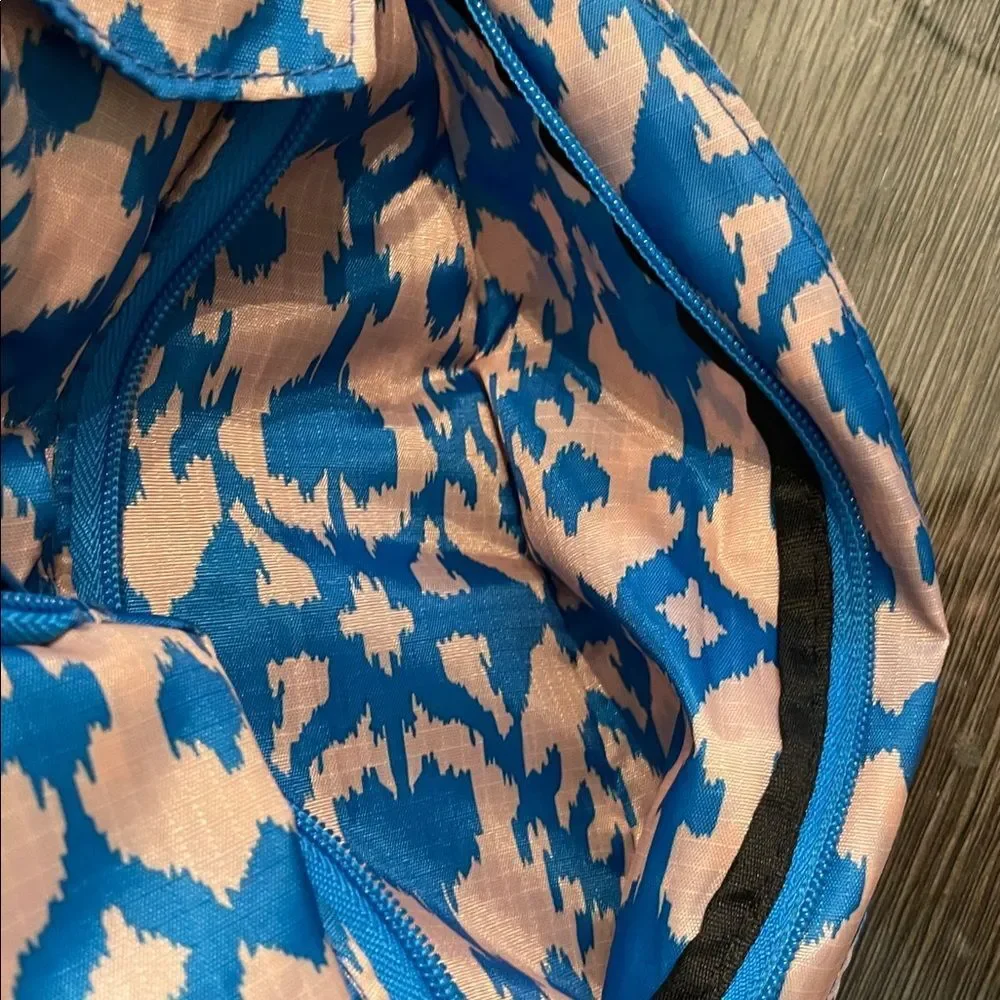 Kavu brand style